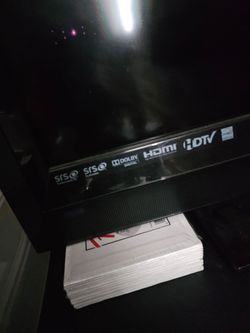 Vision 32 in flat screen tv