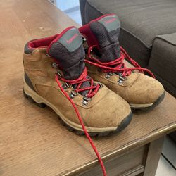 Girls Size 6 1/2 Hiking Boots