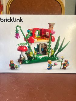 LEGO BrickLink Designer Mushroom House Set