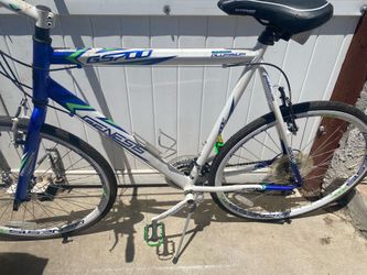 Genesis gs700 Road bike