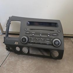 2006-2011 Honda Civic Radio Receiver FM MP3 CD Player AC 39100-SNA-A030-M1 OEM