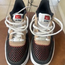 SAMPLE AIR FORCE 1’s