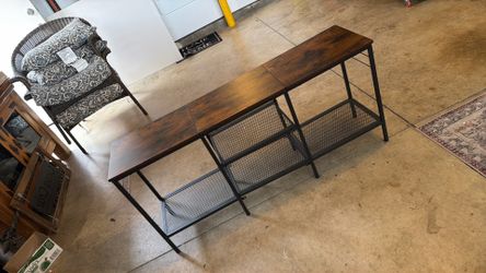 Tv stand