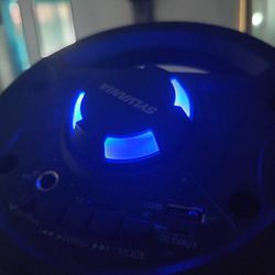 🔊🎼🎵🎶BEAUTIFUL MULTIPLE FLASHING LED BLUETOOTH SPEAKER 🔊