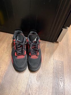 Jordan 4 red thunder