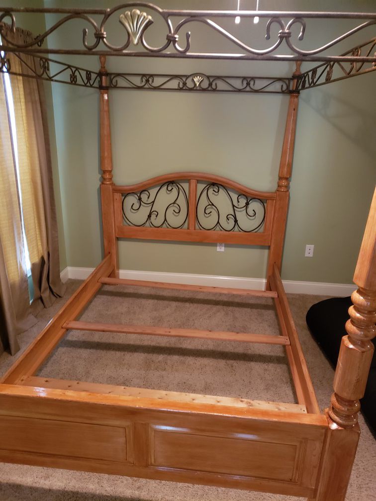 Queen canopy bed frame