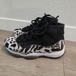 Jordan 11 size 7