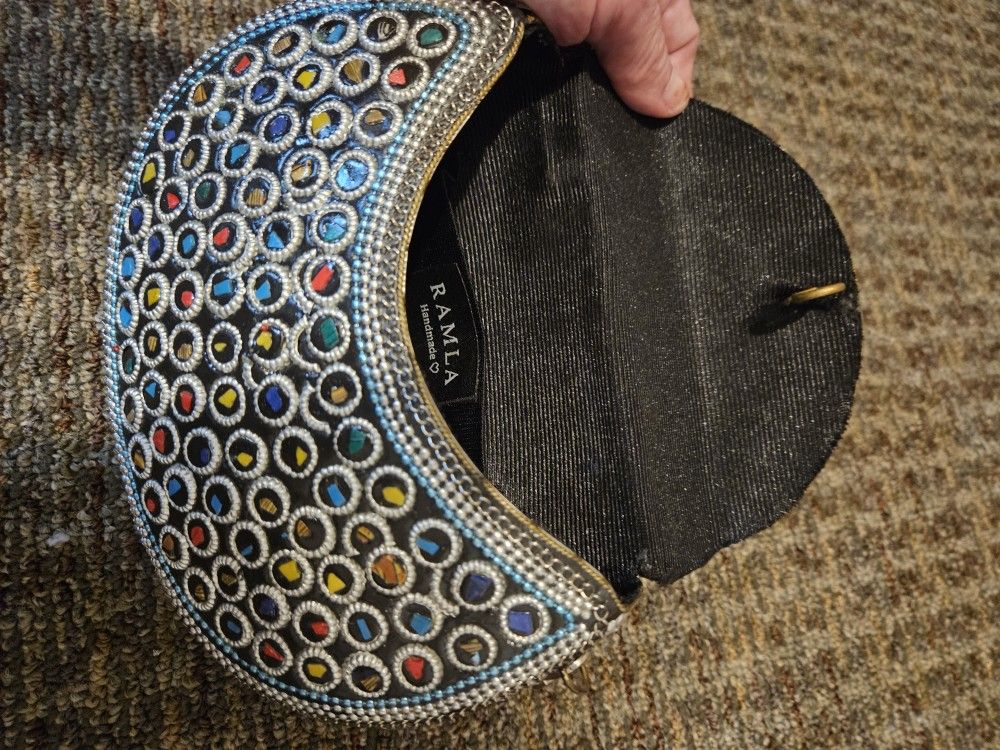 Ramla Handmade From India