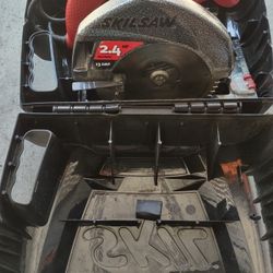 Skill Saw  2.4 Hp Max MoToR 13 Amp In It Box..