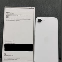 iPhone 16e