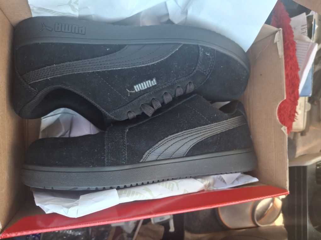 NEW IN THE BOX PUMA BLK ON BLK GYM SHOES WORK STEEL TOE