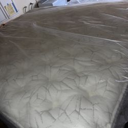 California King Size Bed Mattress King Koil Intimate Medium Euro Top Pillow Hotel Collection Beautyrest Black Hybrid Series Purple Tempurpedic Avocado