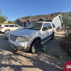 2004 Ford Expedition