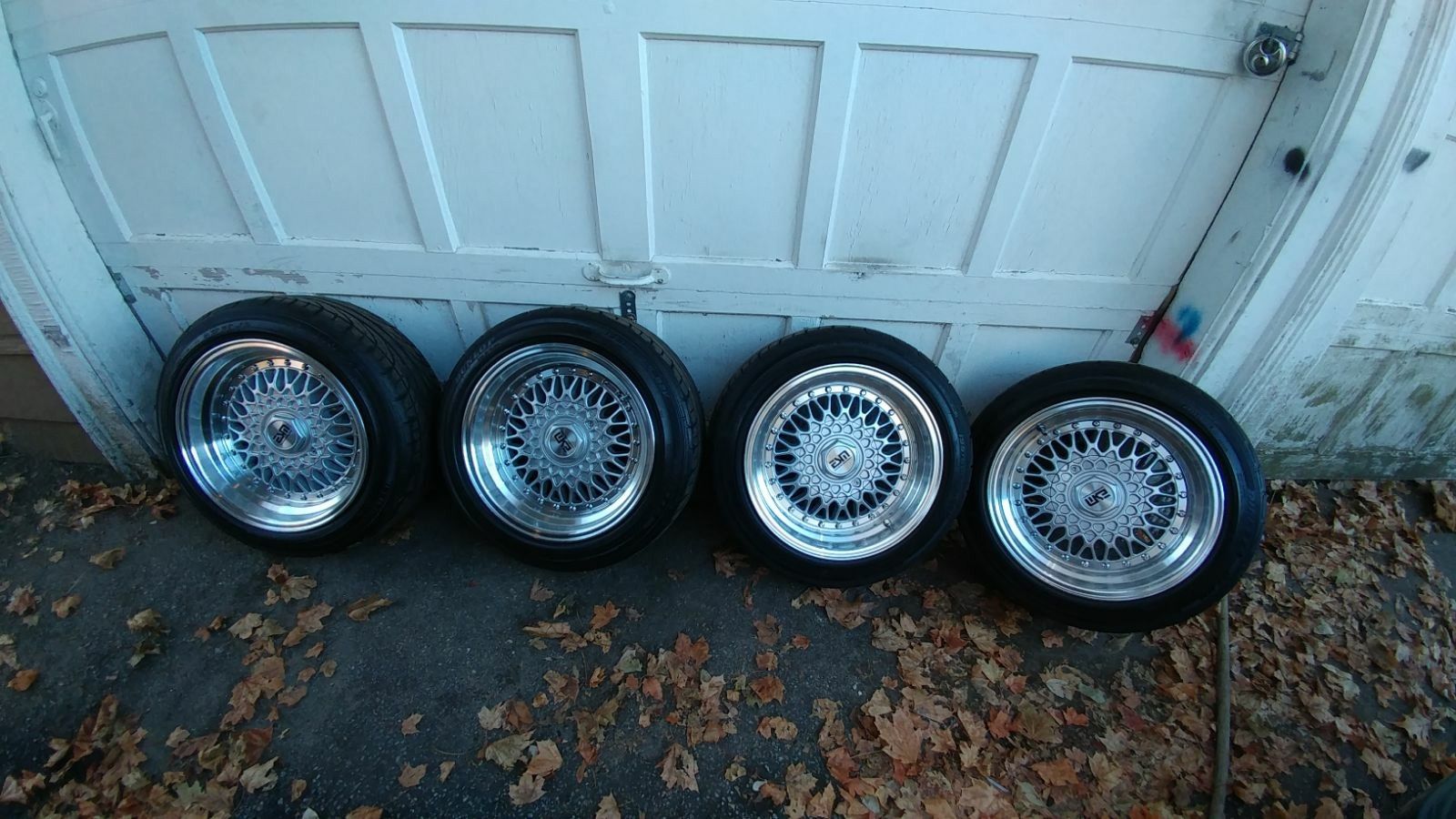 4 lug 4x100 15 Esm wheels