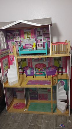 Barbie House