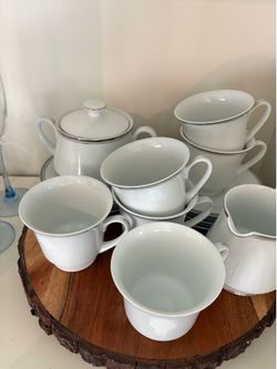 White tea set of 6 with sugar and creamer