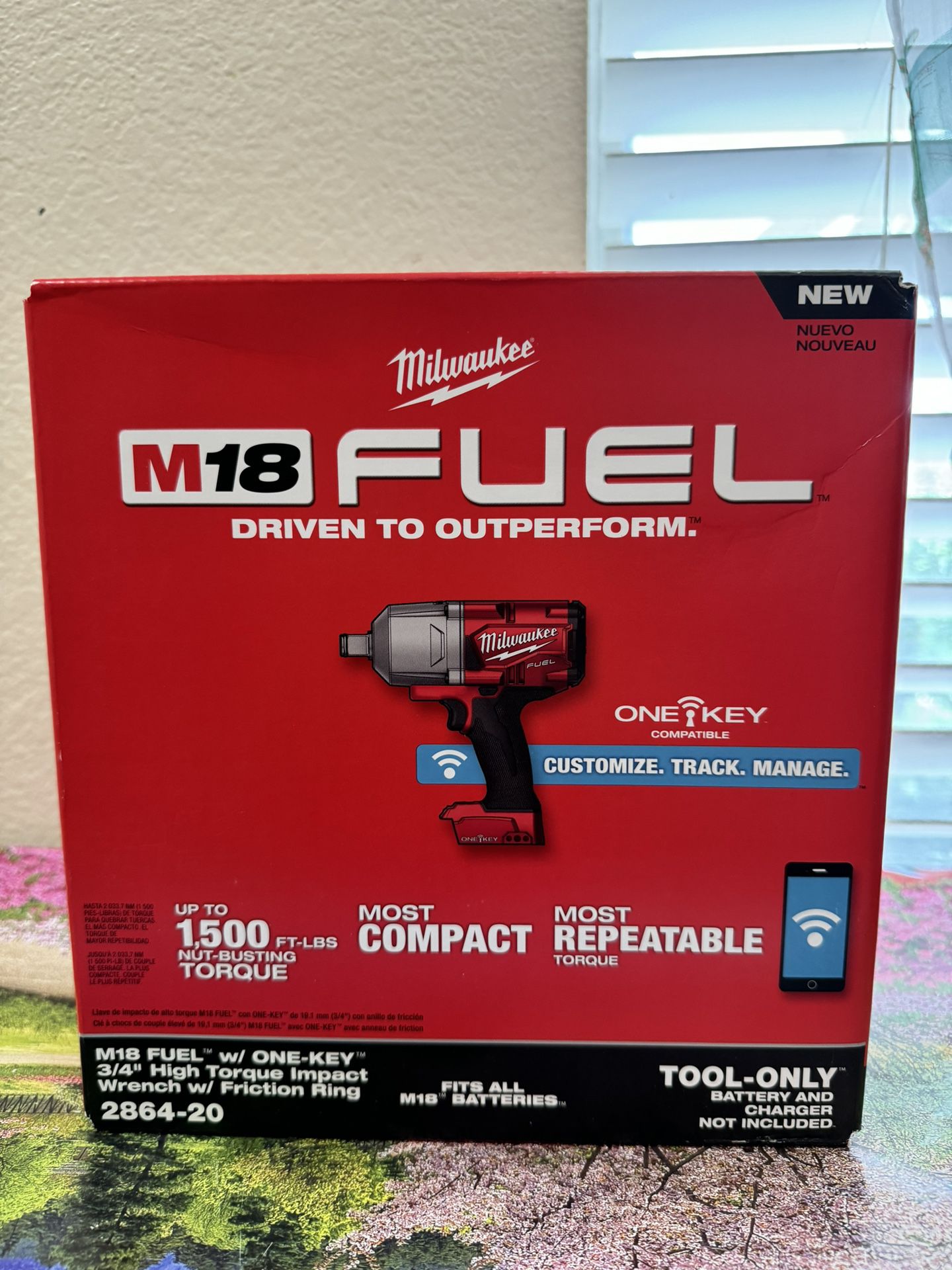 Milwaukee M18 FUEL ONE-KEY 18V Lithium-Ion Brushless Cordless 3/4 in. Impact Wrench with Friction Ri