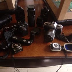 2 camera S For sale Pentax+Minolta 