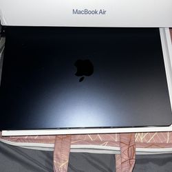 MacBook Air M2