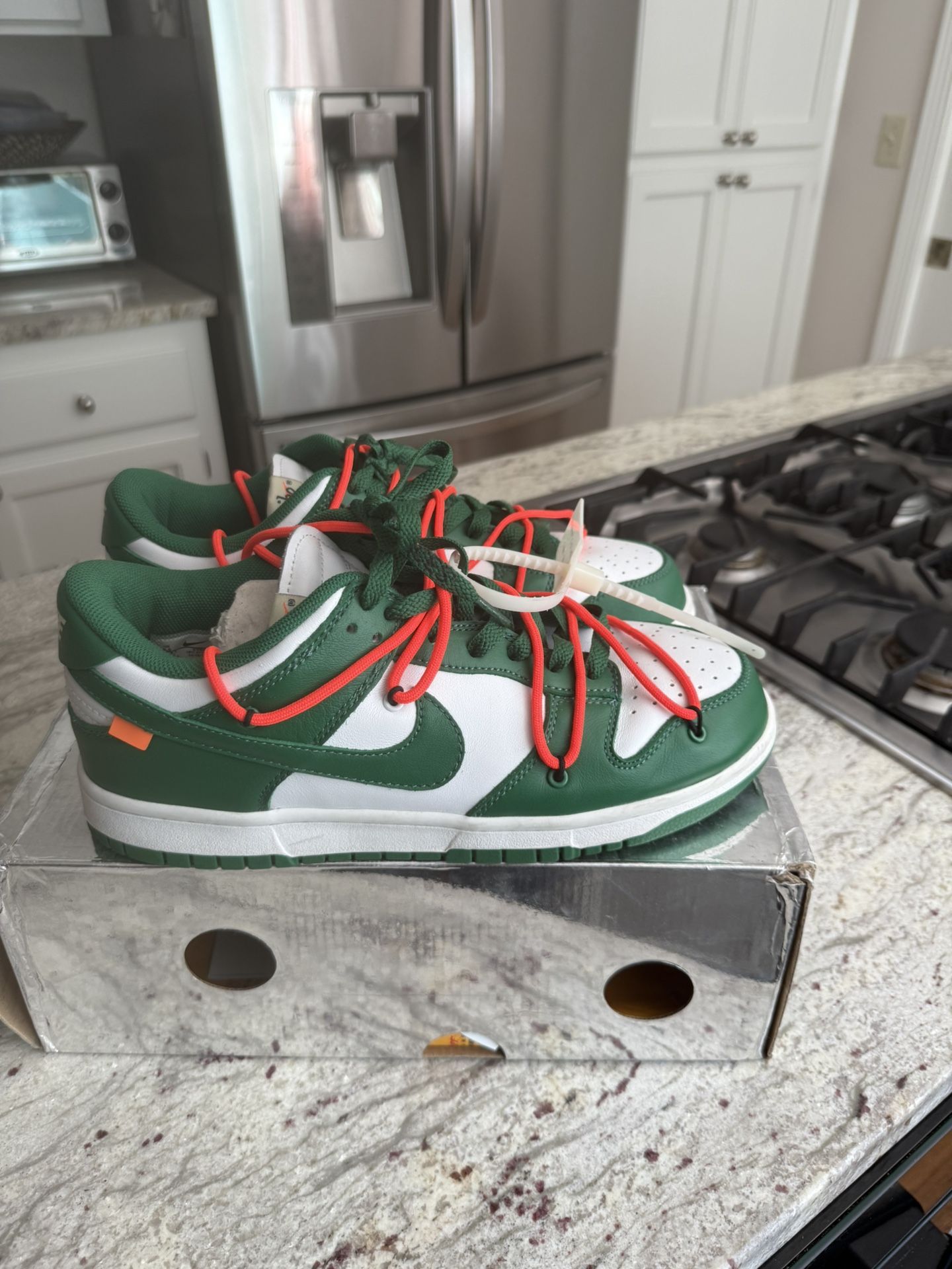 Off White Pine Green dunks