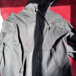 BLACK NIKE