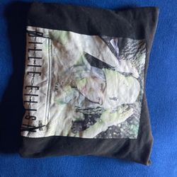 Billie Eilish Sweater