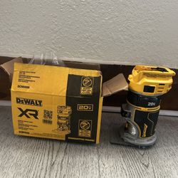 DEWALT  XR  Cordless Compact Router