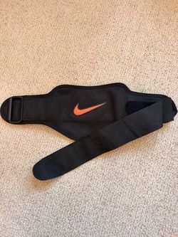 Nike Weightlifting training belt