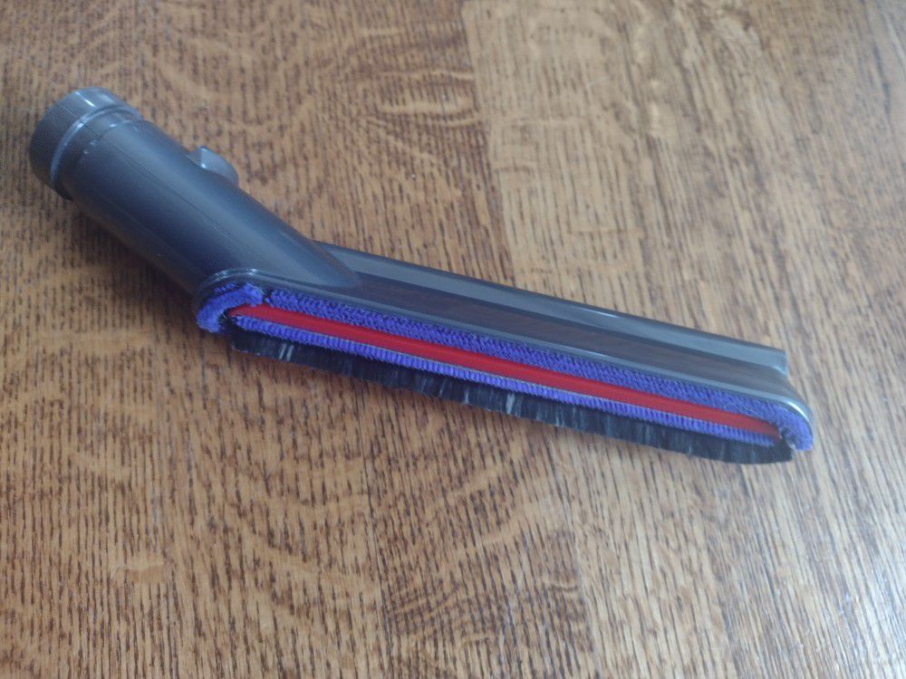 Dyson Vacuum Carbon Fiber Soft Dusting Brush