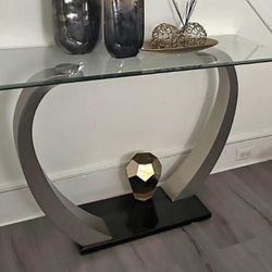 SATIN SILVER console Table