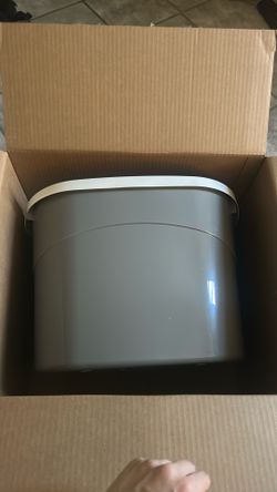 Brand New Litter Box