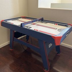 Air Hockey Table