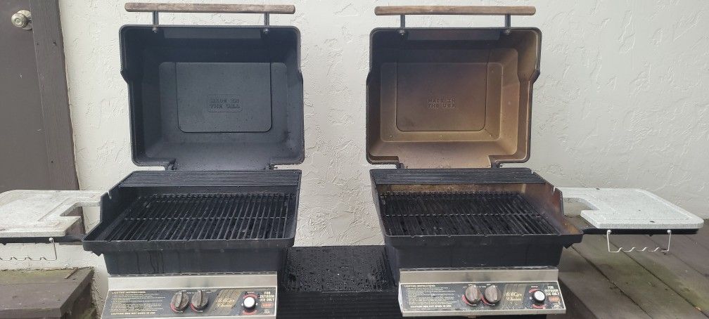 M&P NATURAL GAS GRILL. GREAT CONDITION