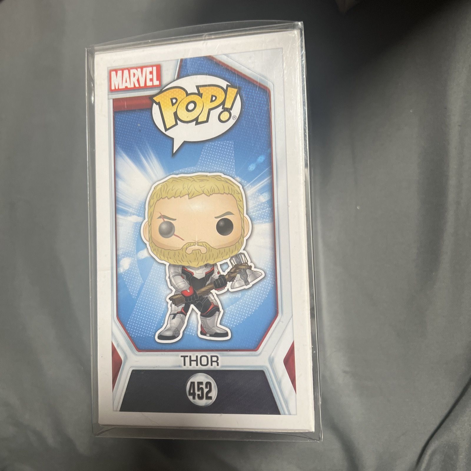 Funko Pop! Marvel Avengers - Thor (GITD) #452 - GameStop Exclusive, Vinyl Figure