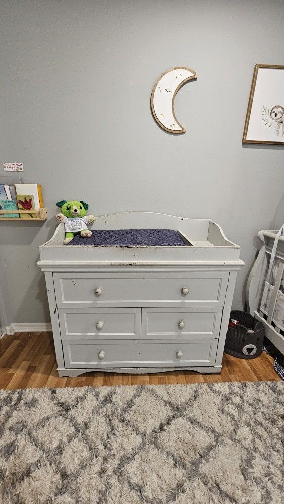 FREE Baby Dresser with Changing Table