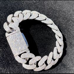 Moissanite Cuban Bracelet 