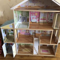 Kid Kraft Doll House With Garage And Elevator 