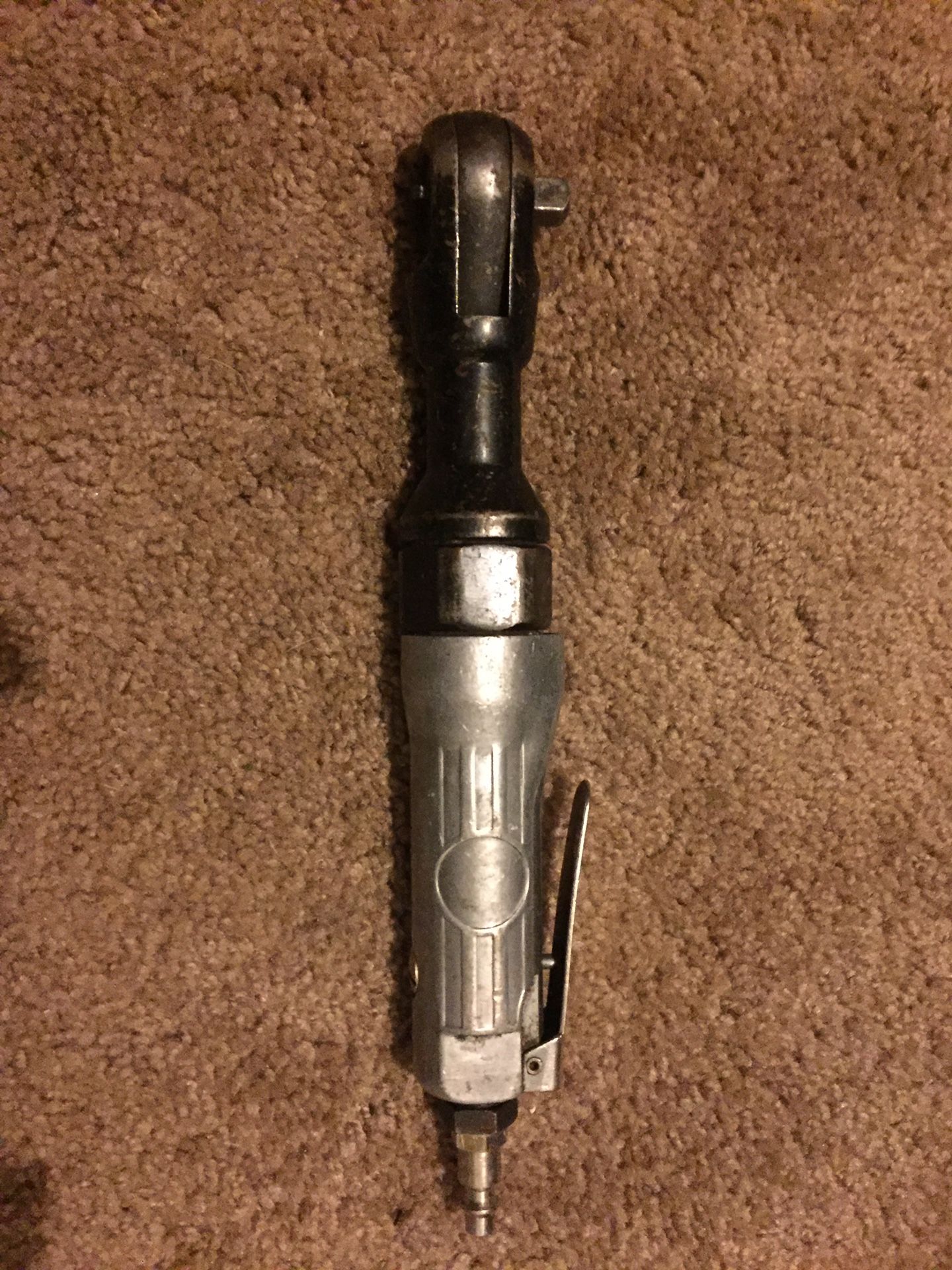Air ratchet