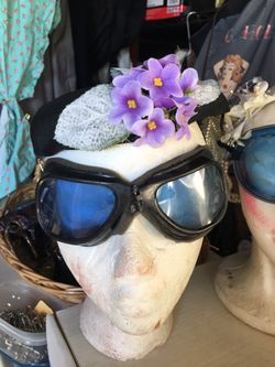 Vintage Black hat with flowers