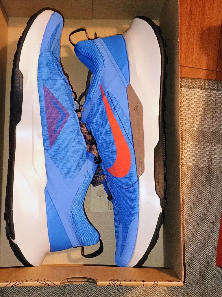 Size 14 Nike