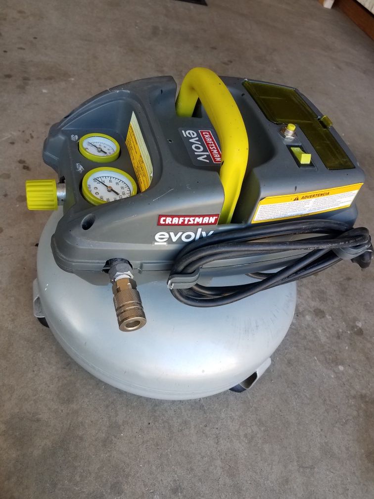 Craftsman Evolve 3 Gallon Oiless Air Compressor Model No.15206