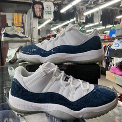 Air Jordan 11 Retro Low Snake Navy
