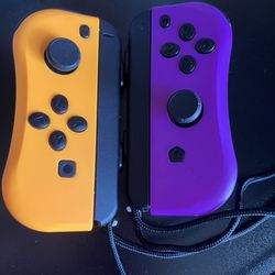 Nintendo Switch Joycons With Wrist Straps