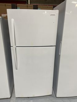 Open Box / Frigidaire 20 Cu. Ft. Garage Ready Top Freezer Refrigerator