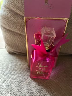 Women’s perfume