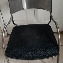 Metal Chair With Wheels