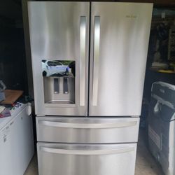 Whirlpool 4 Door French Door Refridgerator 