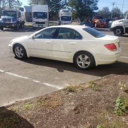 2005 Acura RL
