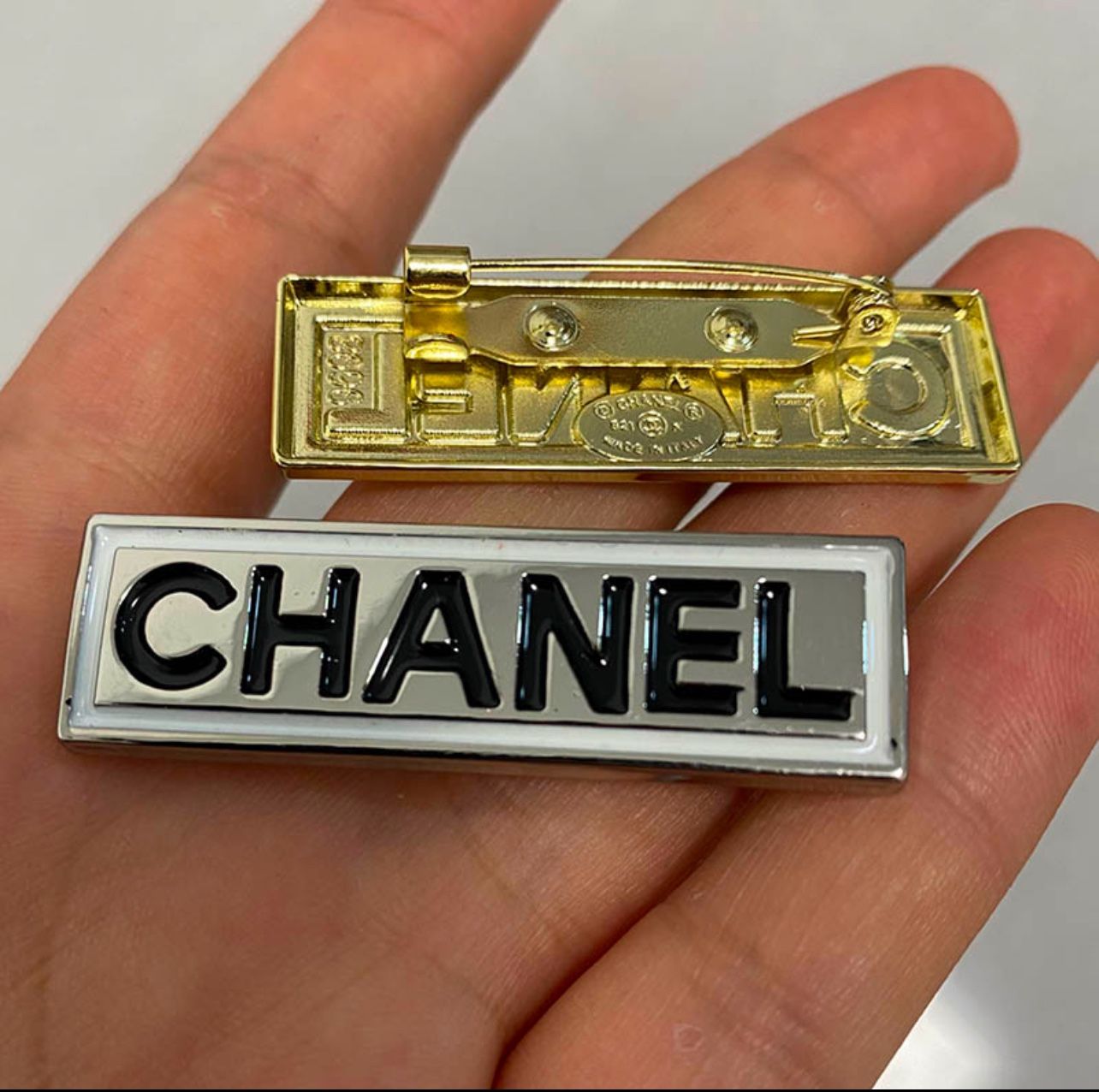Brooch