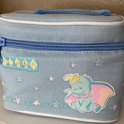 NWT!✨EXCLUSIVE✨ Adorable Disney’s Dumbo Makeup Bag! 💙